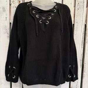 Goth Grunge Lace Up Sweater Women’s Size Large Cable Knit Black V-Neck Gothic